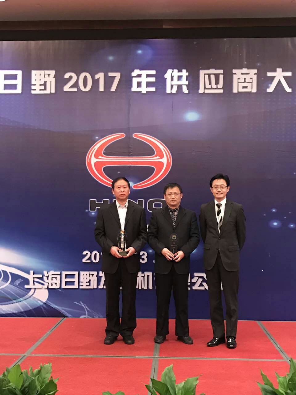 问鼎app官方下载