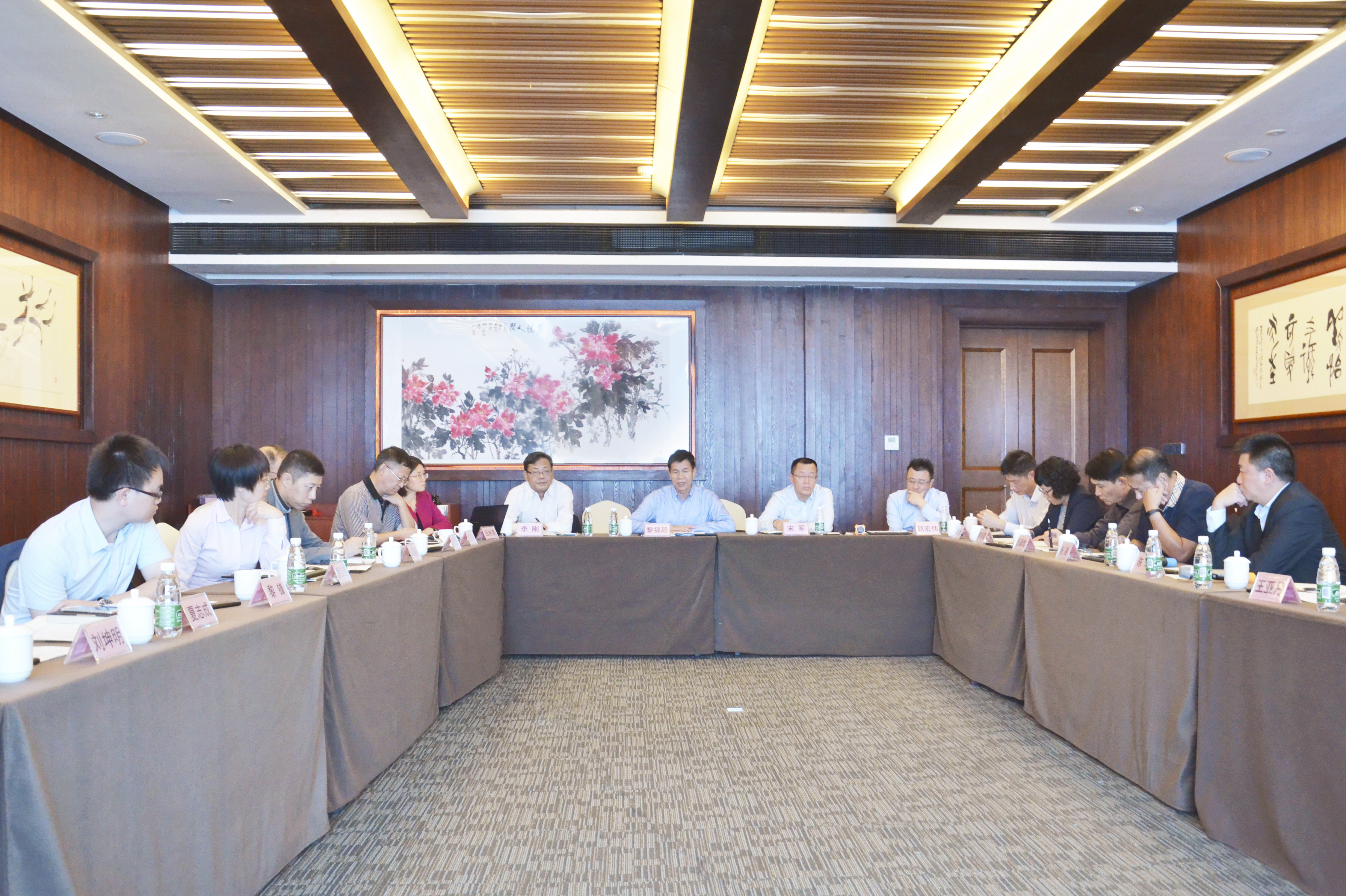 问鼎app官方下载