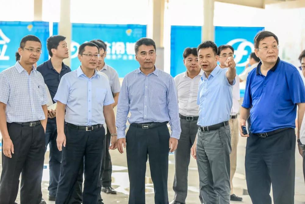 问鼎app官方下载