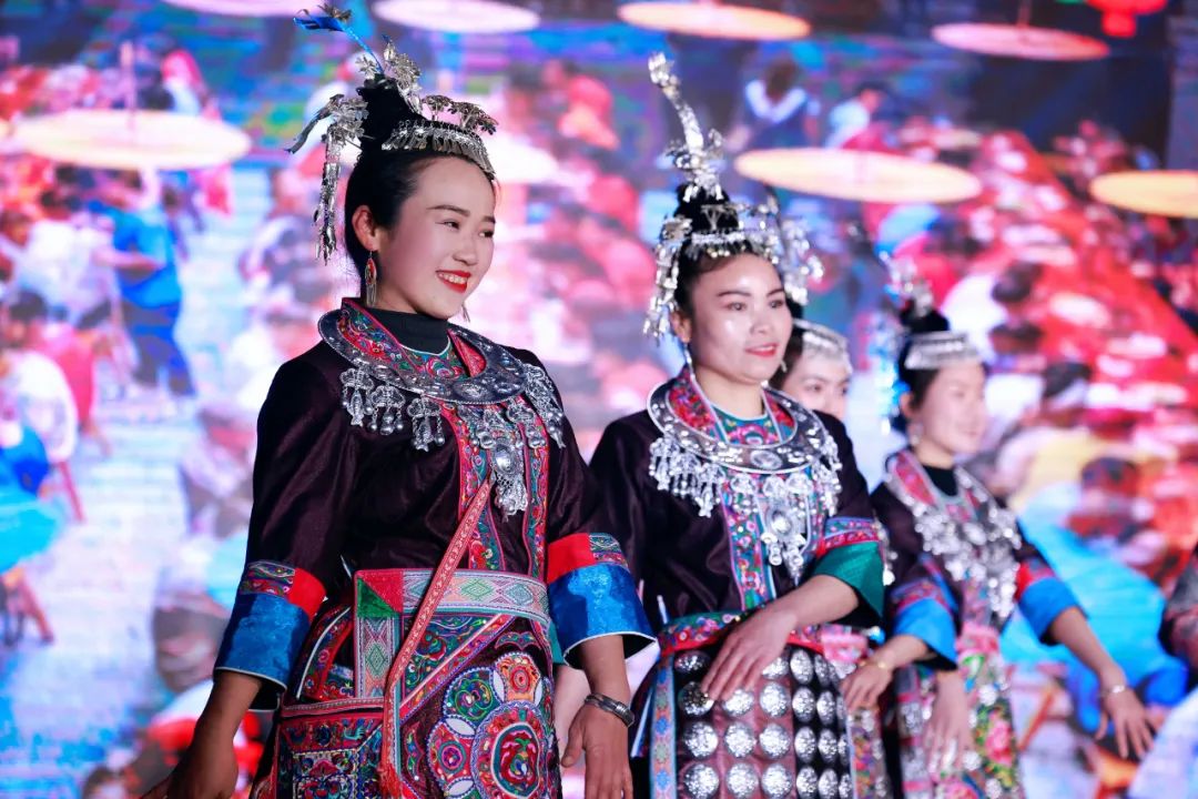 问鼎app官方下载