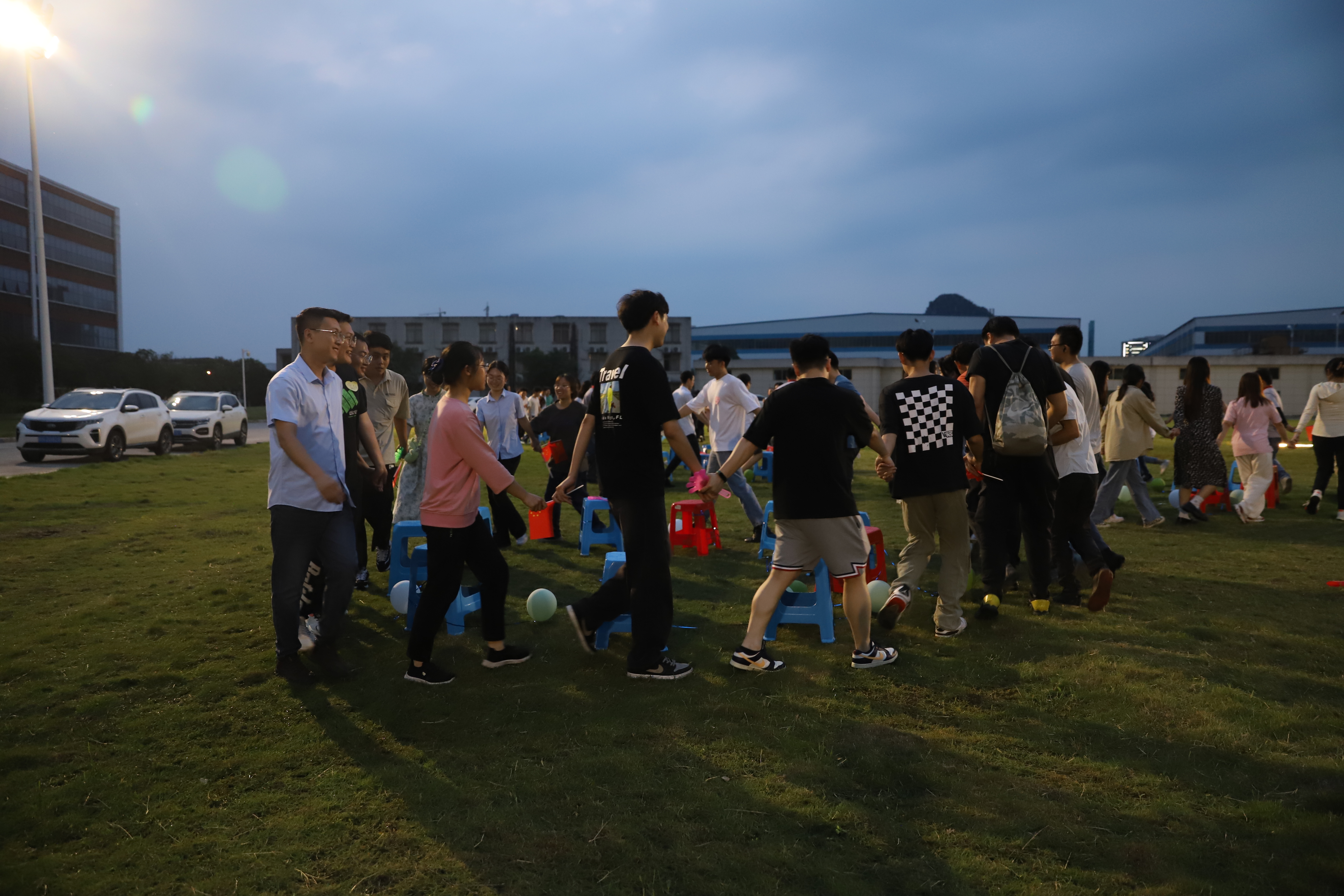 问鼎app官方下载