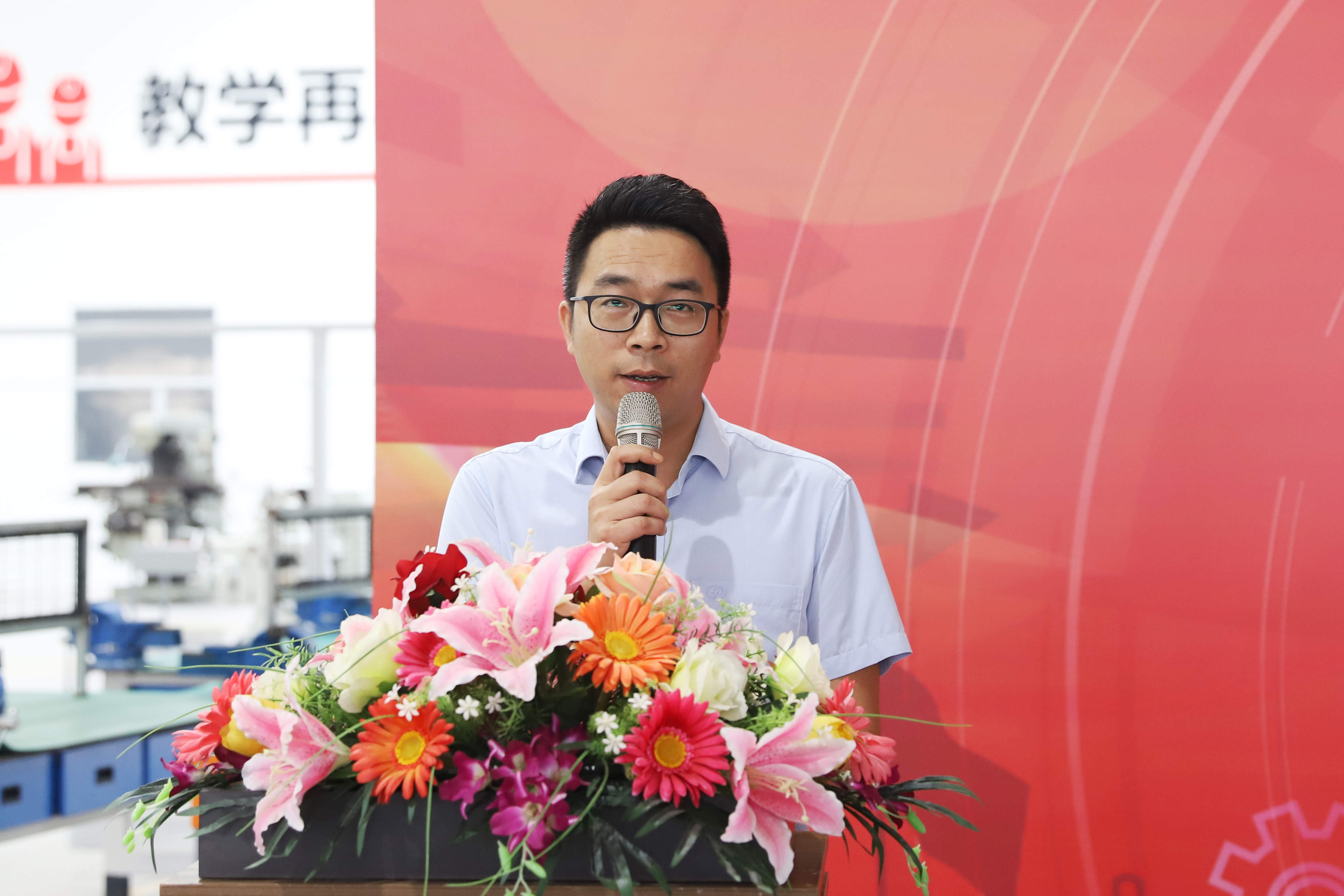 问鼎app官方下载