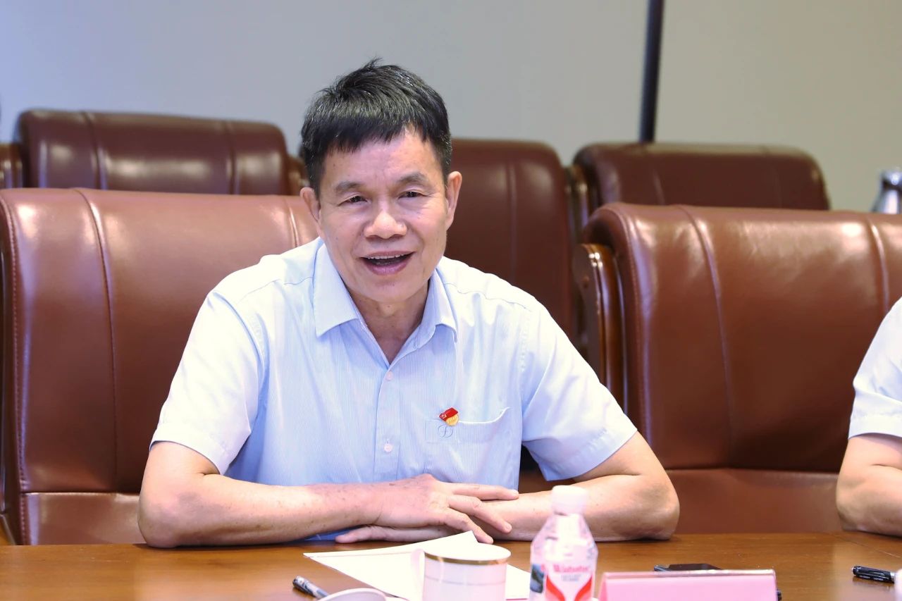 问鼎app官方下载