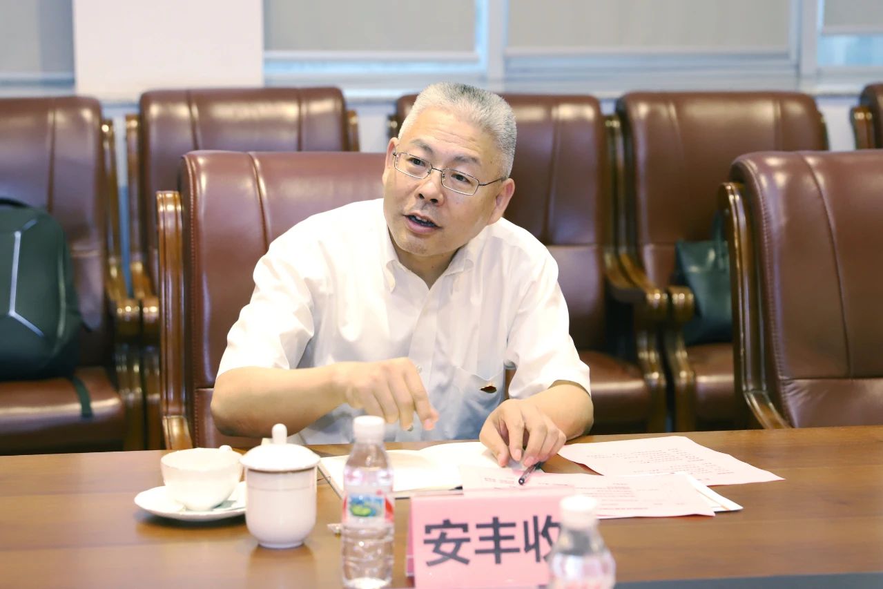 问鼎app官方下载