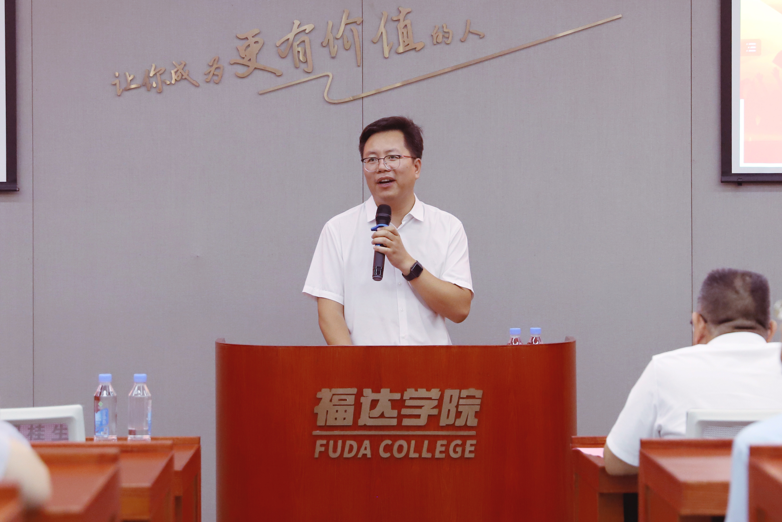 问鼎app官方下载