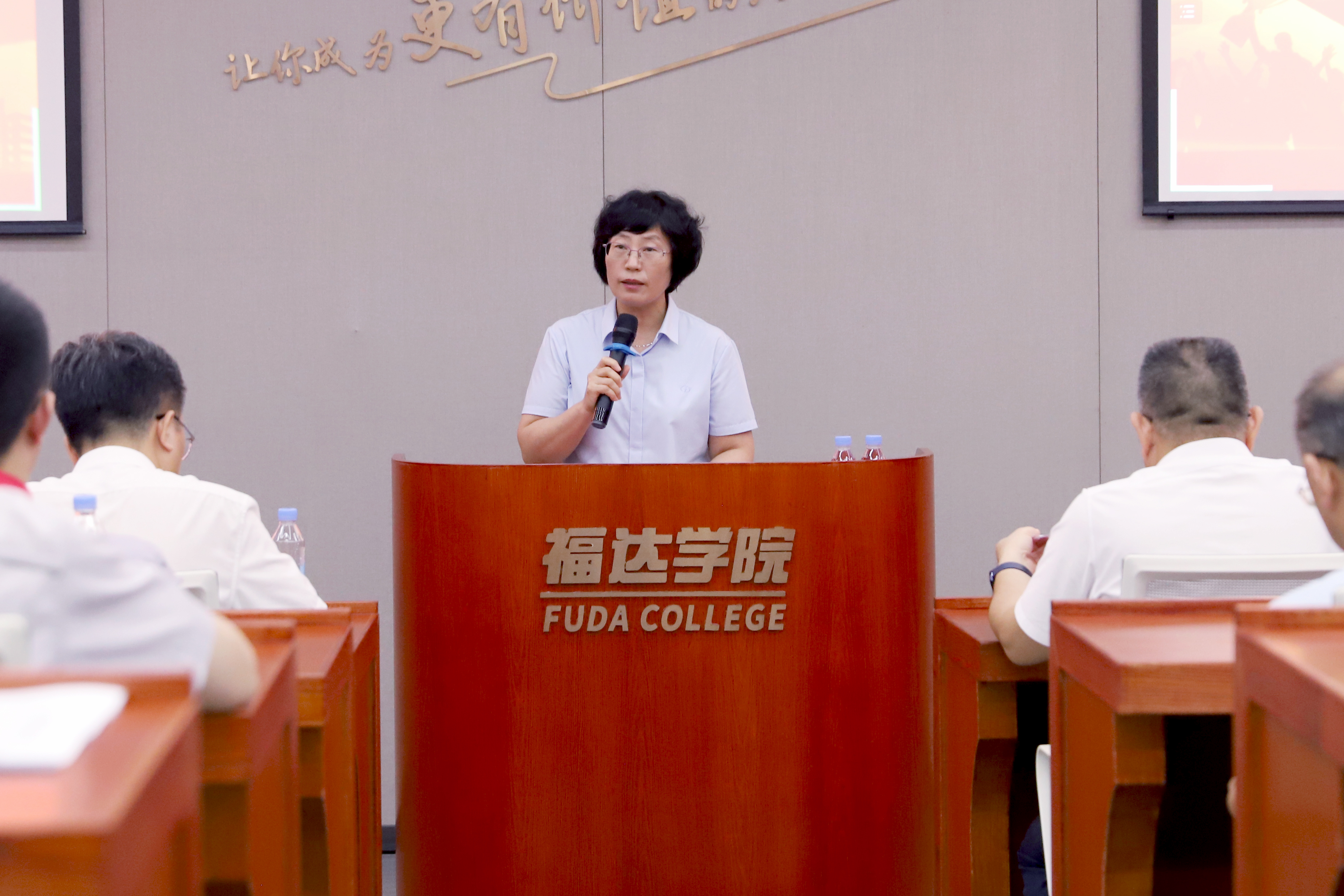 问鼎app官方下载