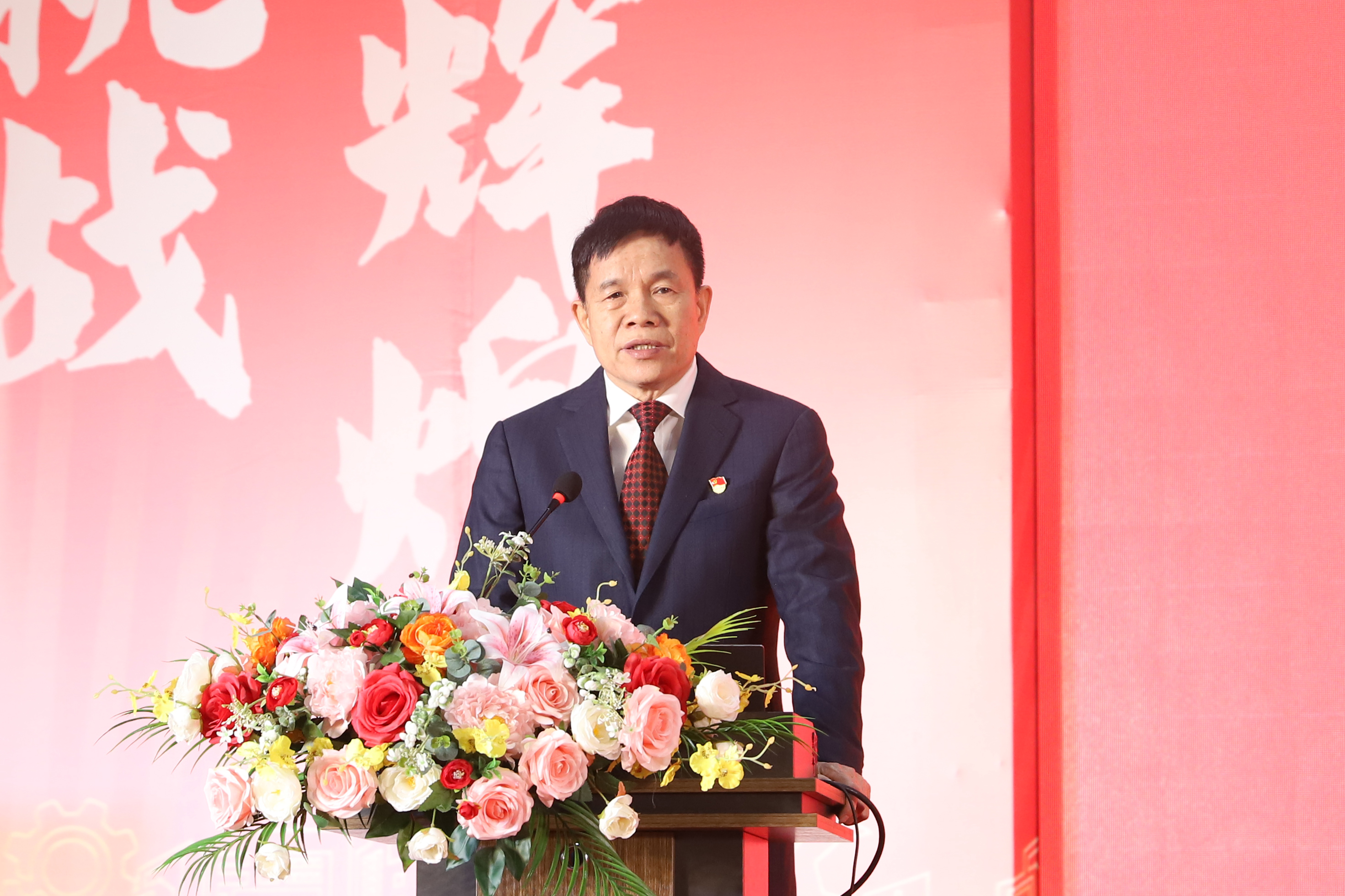 问鼎app官方下载